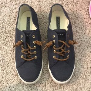 Lightly worn sperry shoes